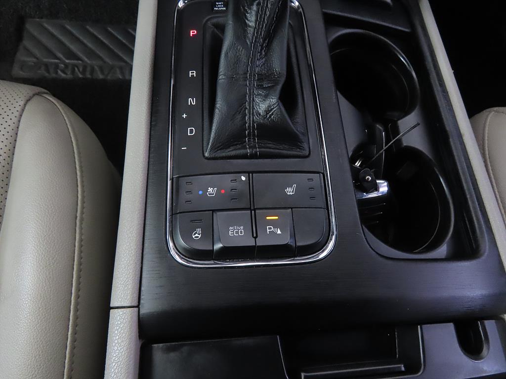 KIA Carnival 2017 Negro - Importación desde Corea - HF Imports Iquique - Foto 15