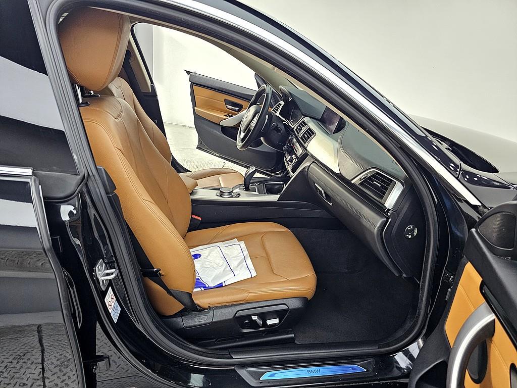 BMW 4 Series - Vista 11