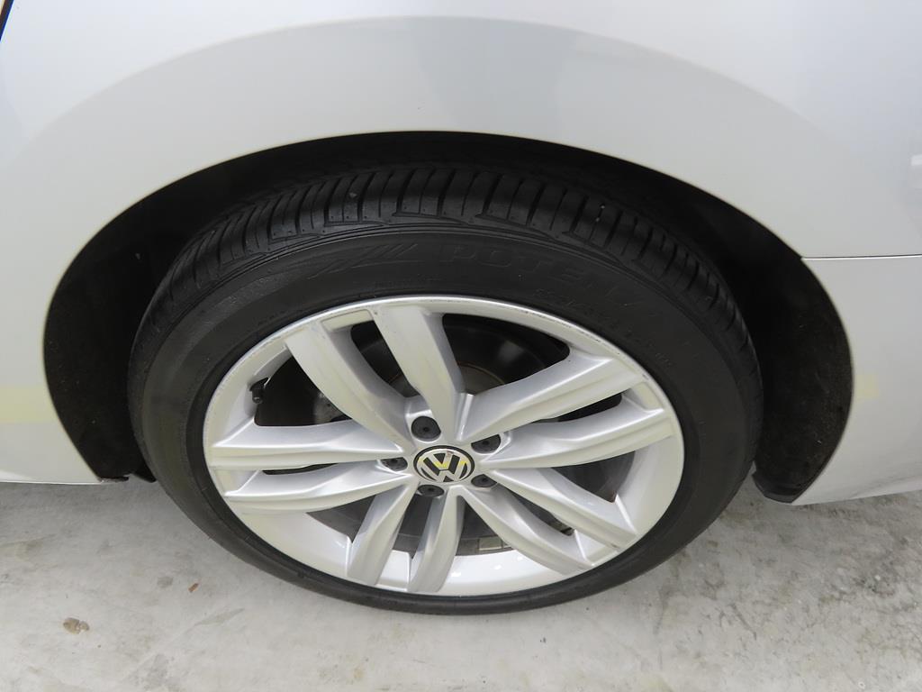Volkswagen Passat 2018 Plateado - Importación desde Corea - HF Imports Iquique - Foto 20