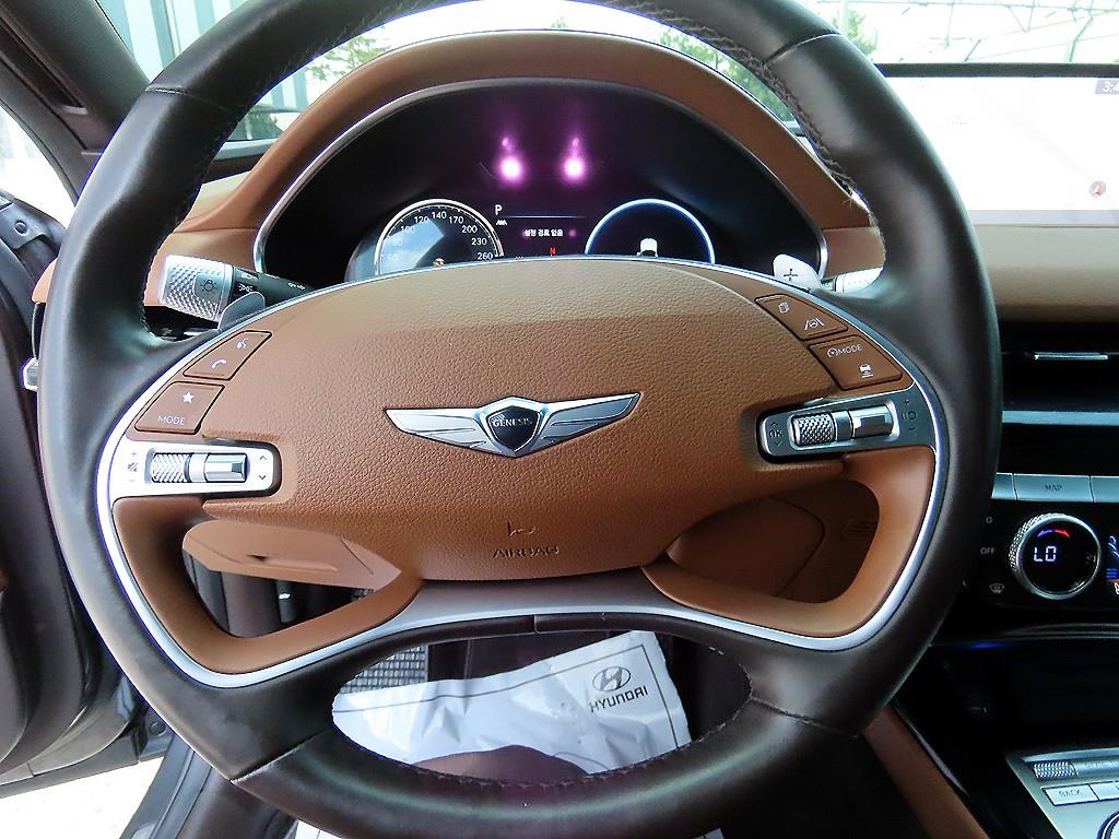 Genesis G80 - Vista 8