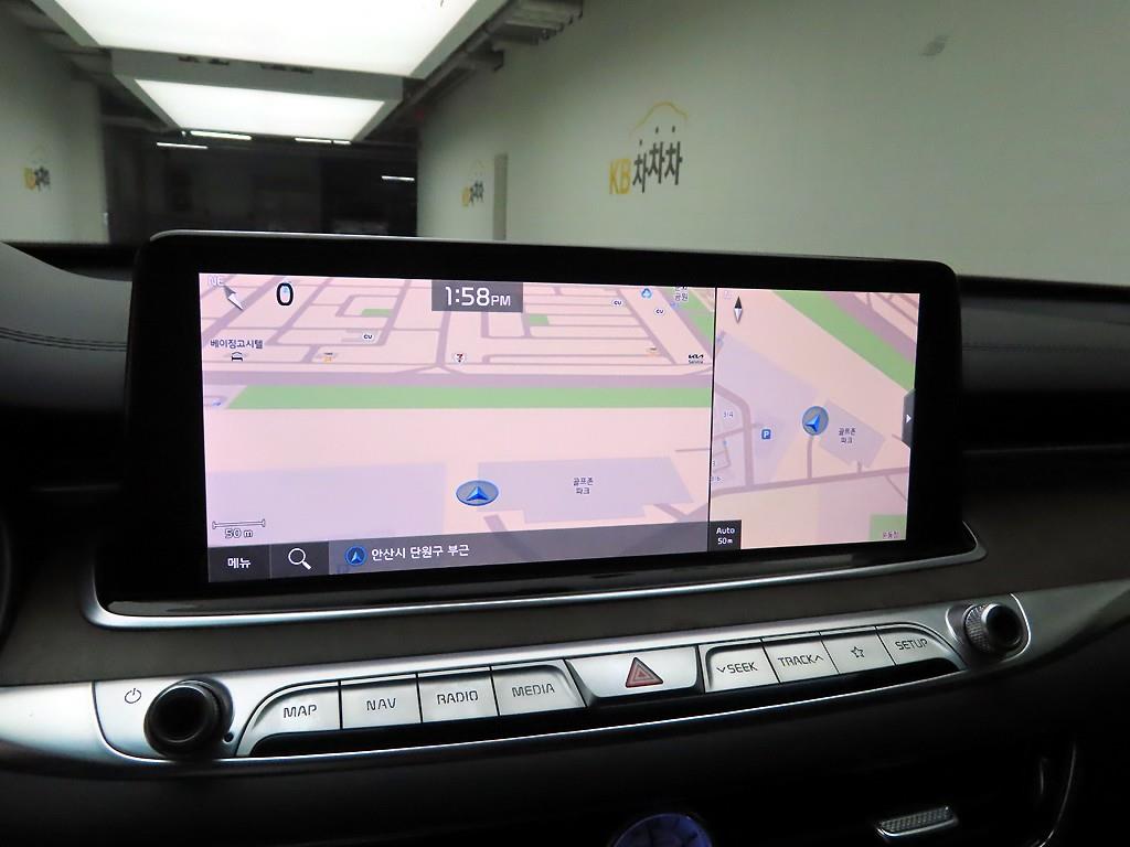 KIA K9 - Vista 8