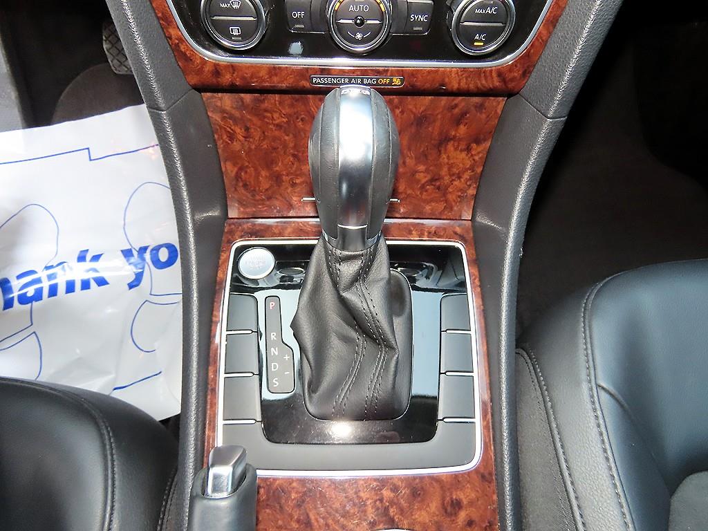 Volkswagen Passat - Vista 10