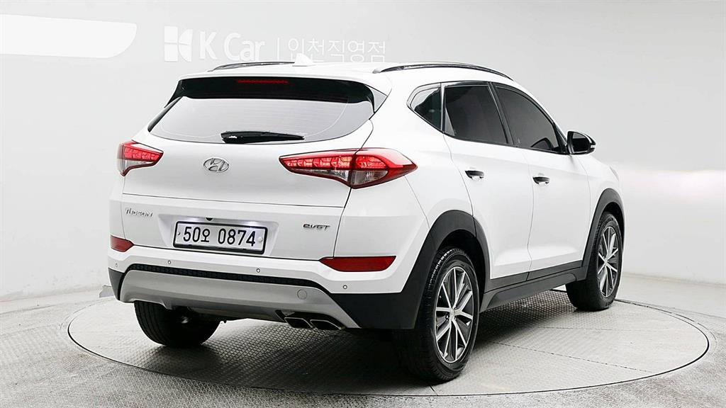 HYUNDAI Tucson - Vista 5