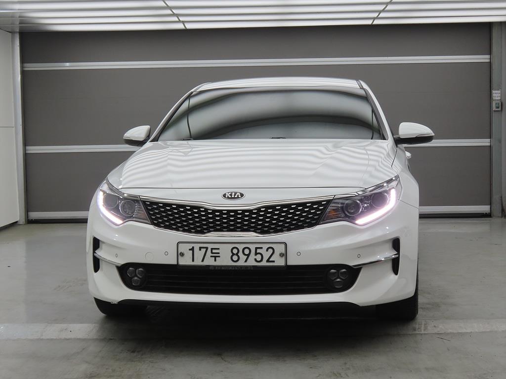 KIA K5 - Vista 2