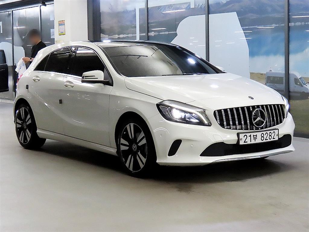 Mercedes Benz A Class 2018 - Importación desde Corea - HF Imports Iquique - Foto 1