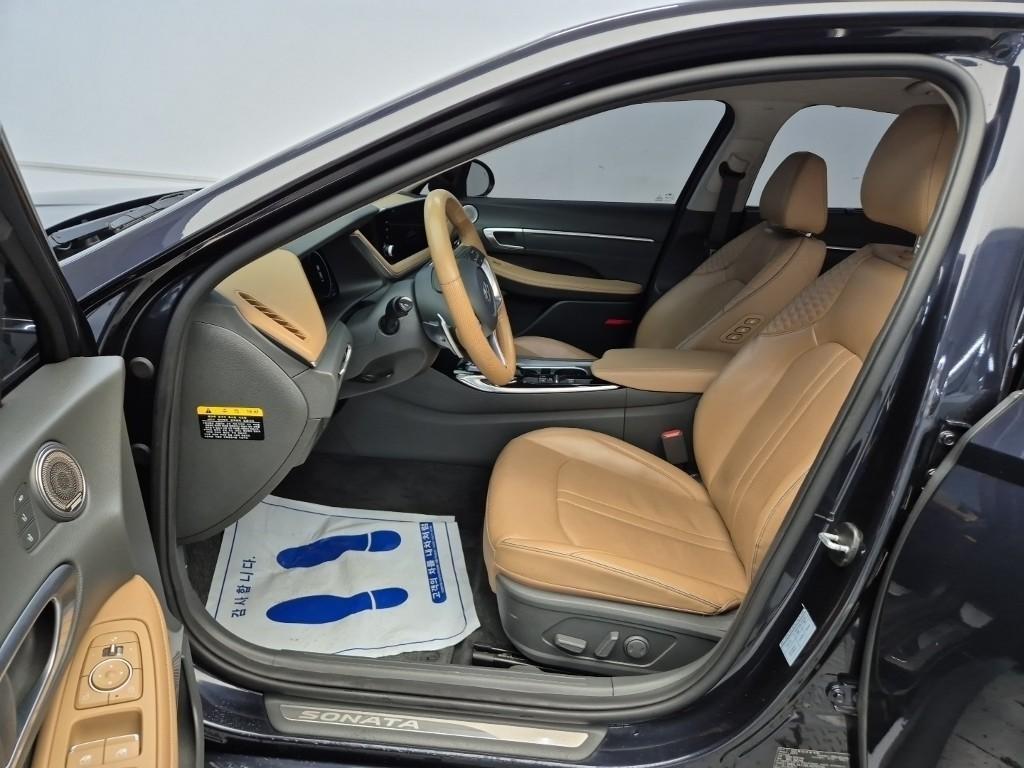 HYUNDAI Sonata - Vista 11