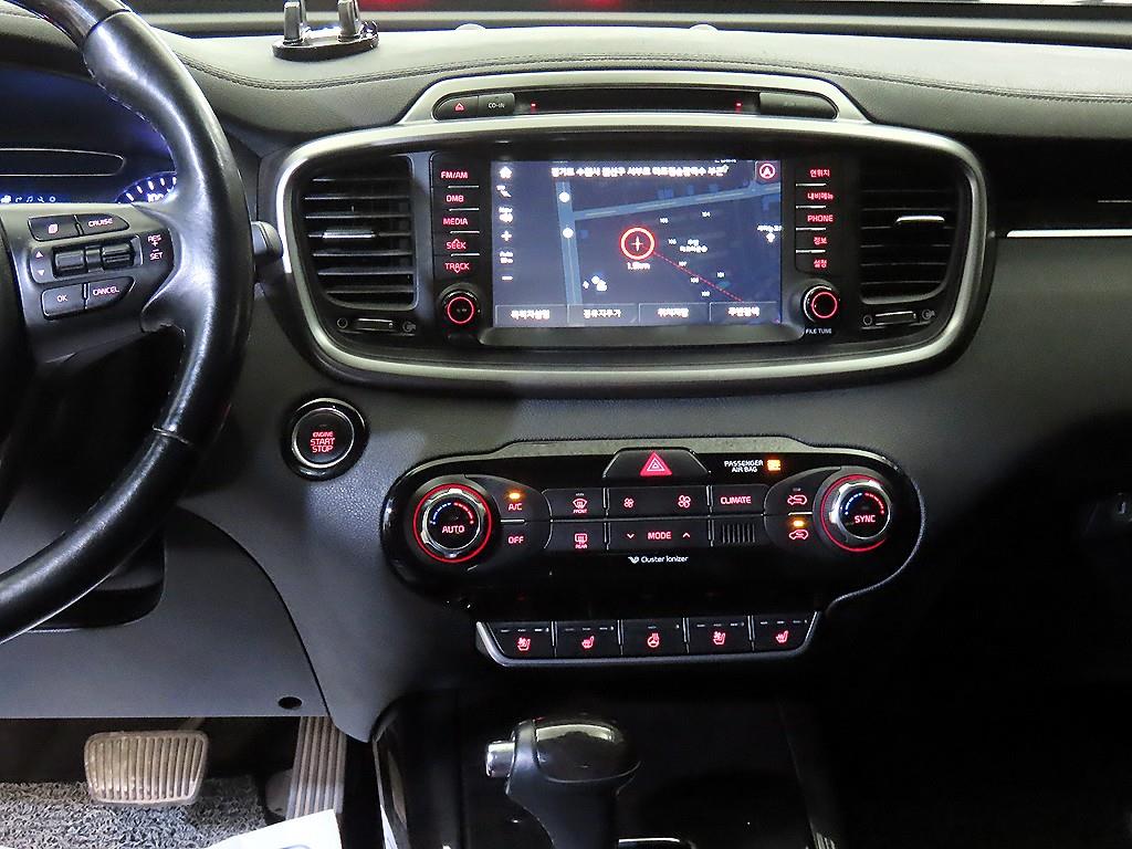 KIA Sorento - Vista 11