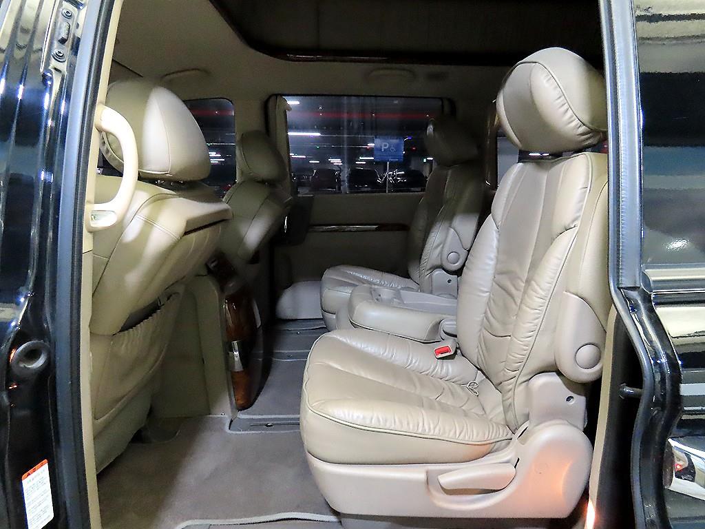 KIA Carnival - Vista 7