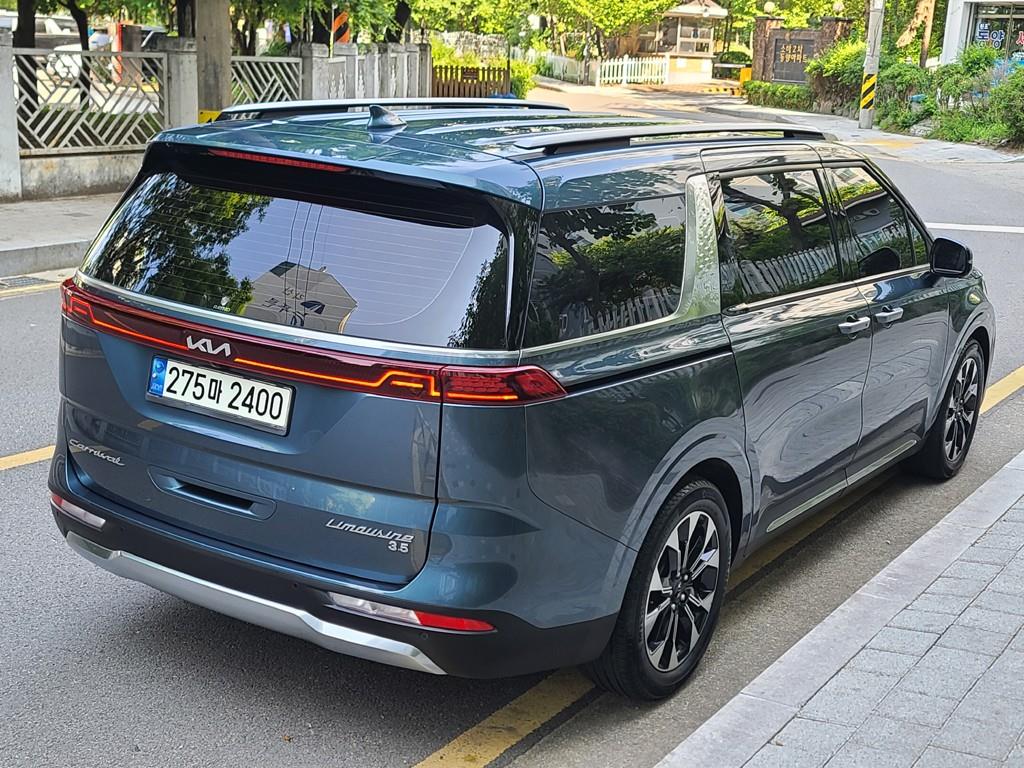 KIA Carnival - Vista 5