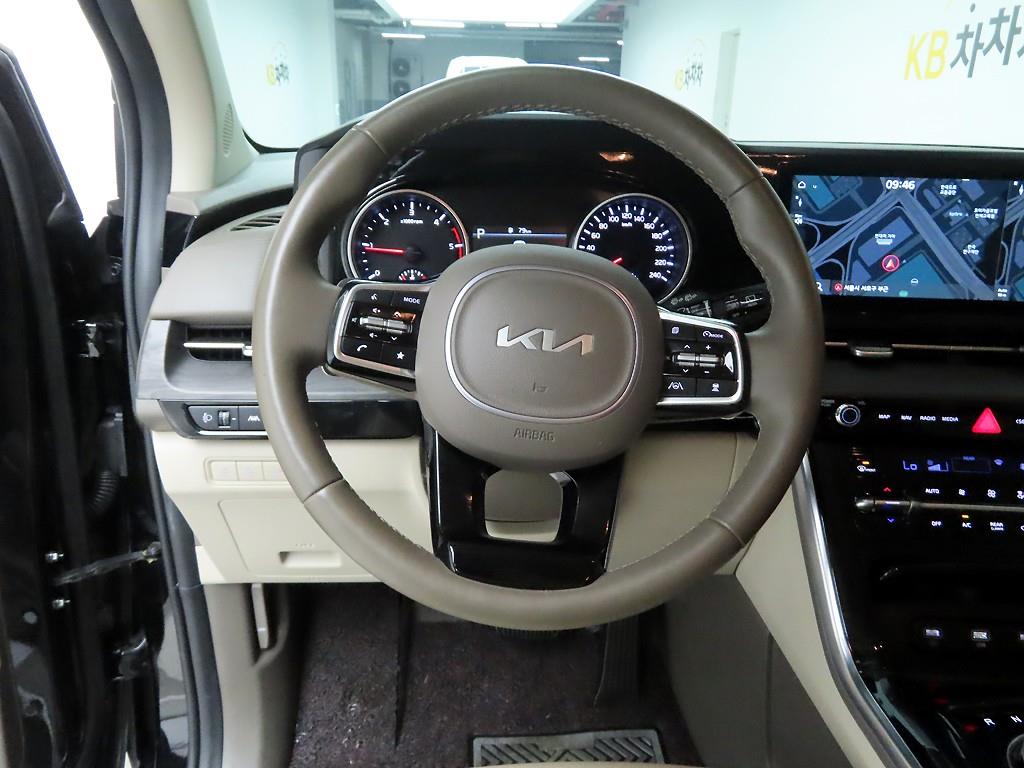 KIA Carnival - Vista 7