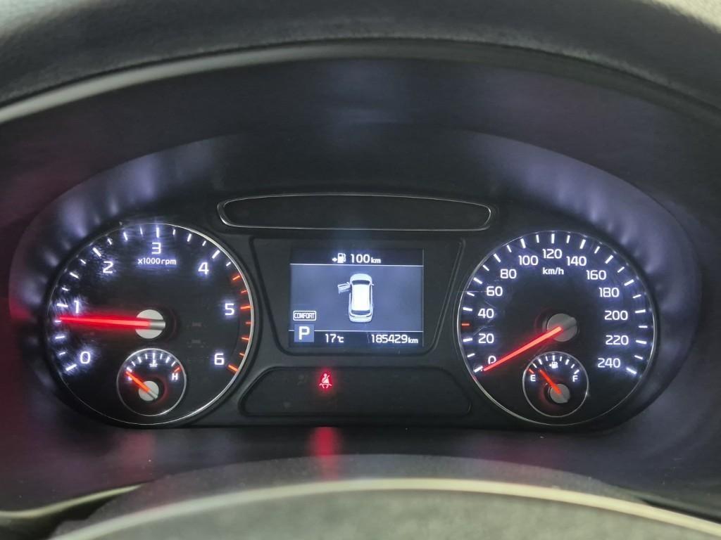 KIA Sorento - Vista 6
