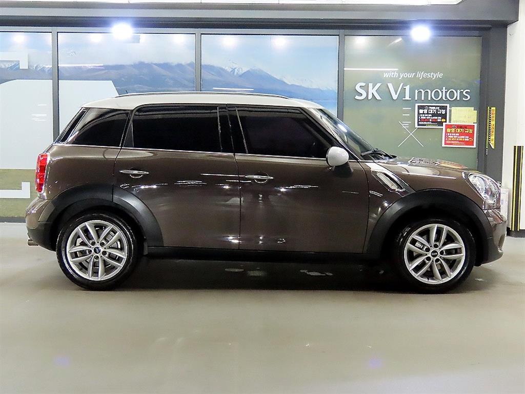 Mini Countryman - Vista 3