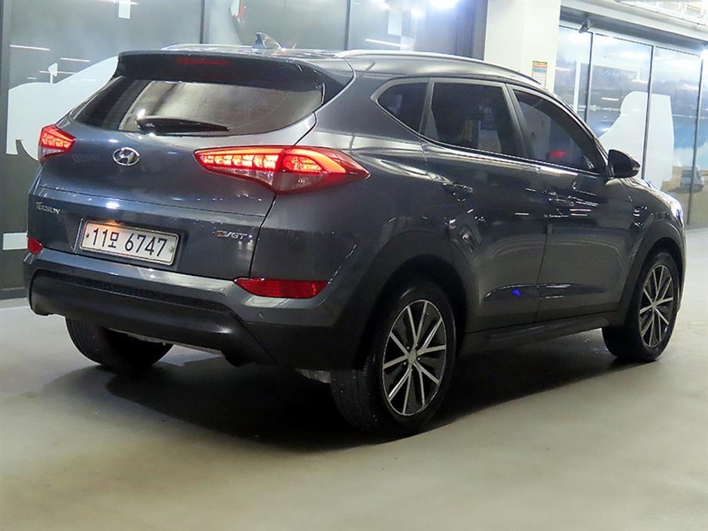 HYUNDAI Tucson - Vista 4