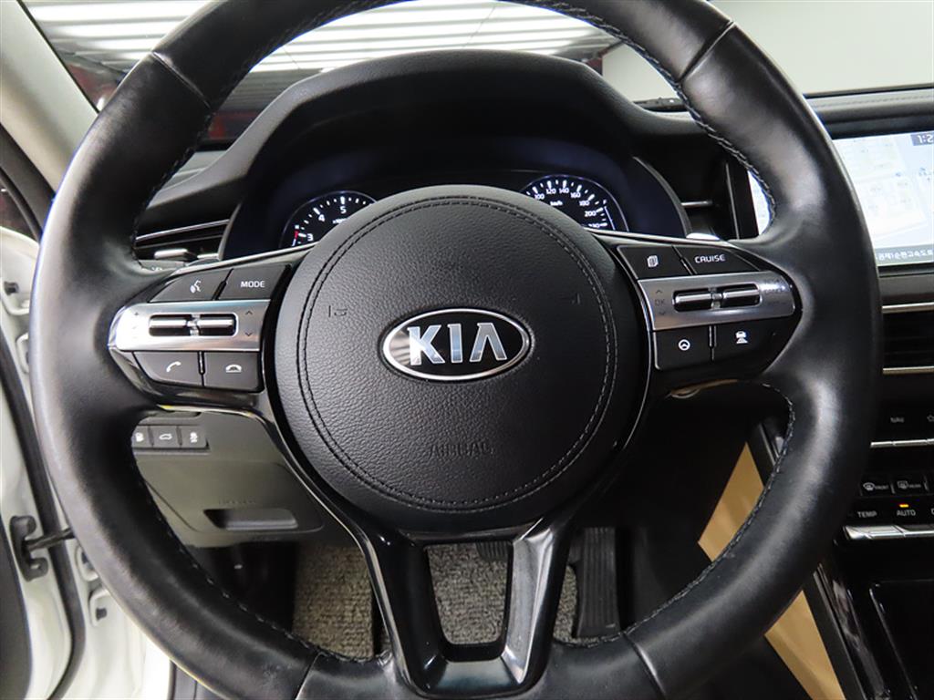 KIA K7 - Vista 8