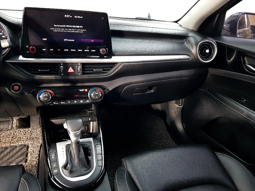 KIA K3 - Vista 10
