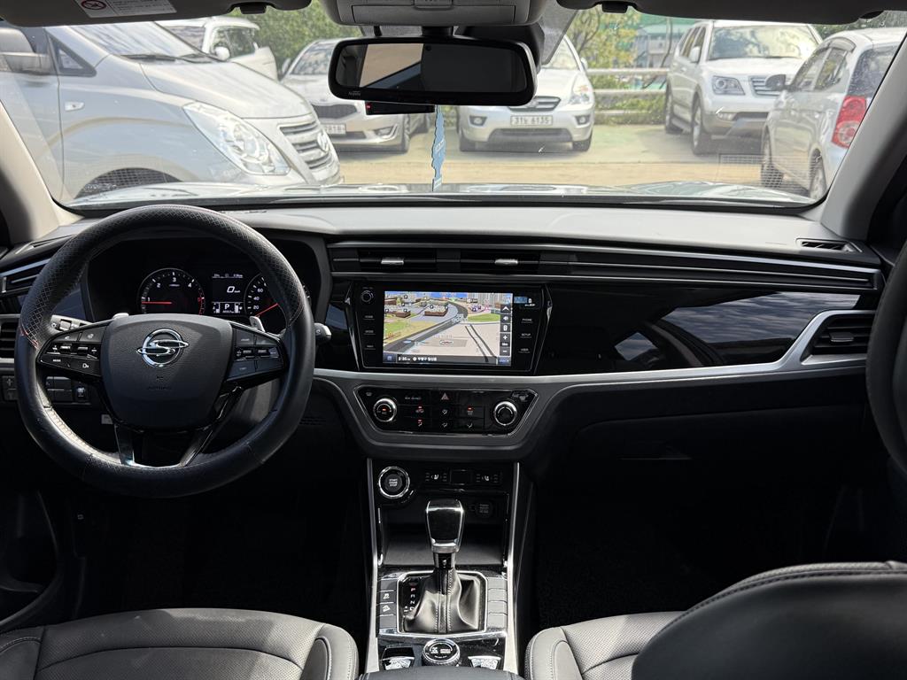 Ssangyong Korando - Vista 9