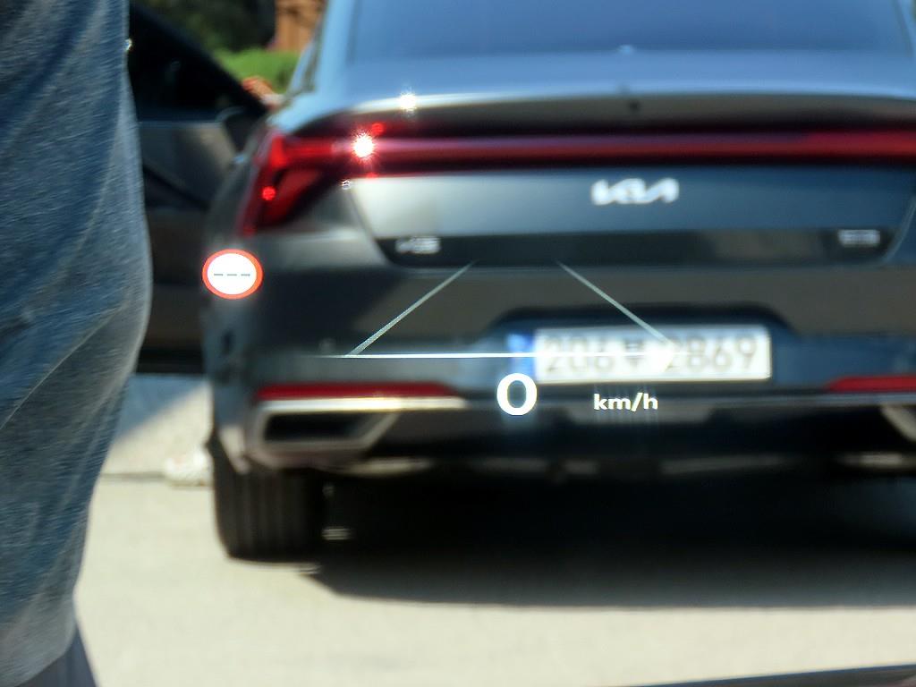 Genesis G80 - Vista 10