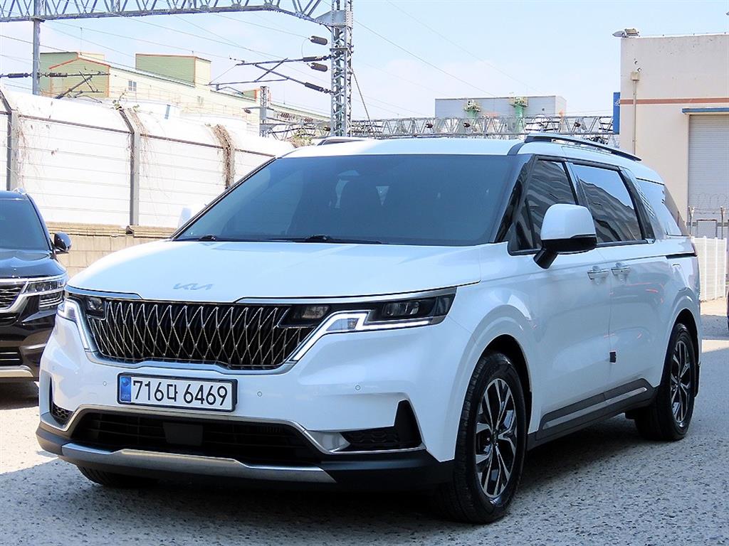 KIA Carnival - Vista 2