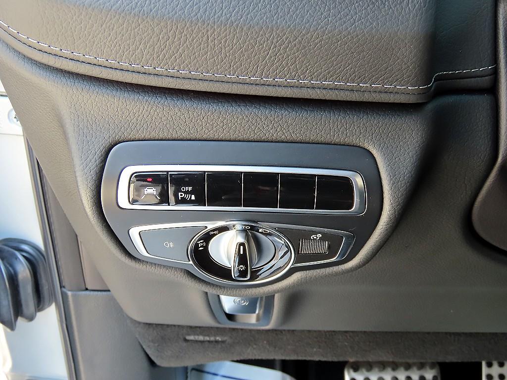 Mercedes Benz G Class (G Wagen) - Vista 12