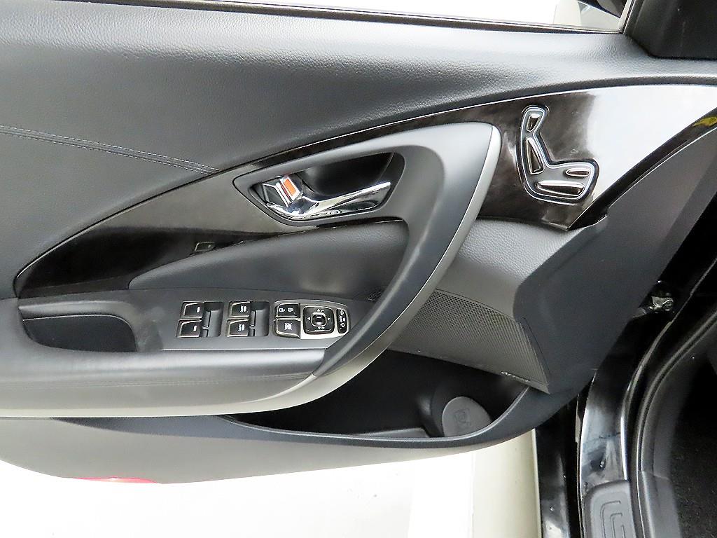 HYUNDAI Grandeur - Vista 11