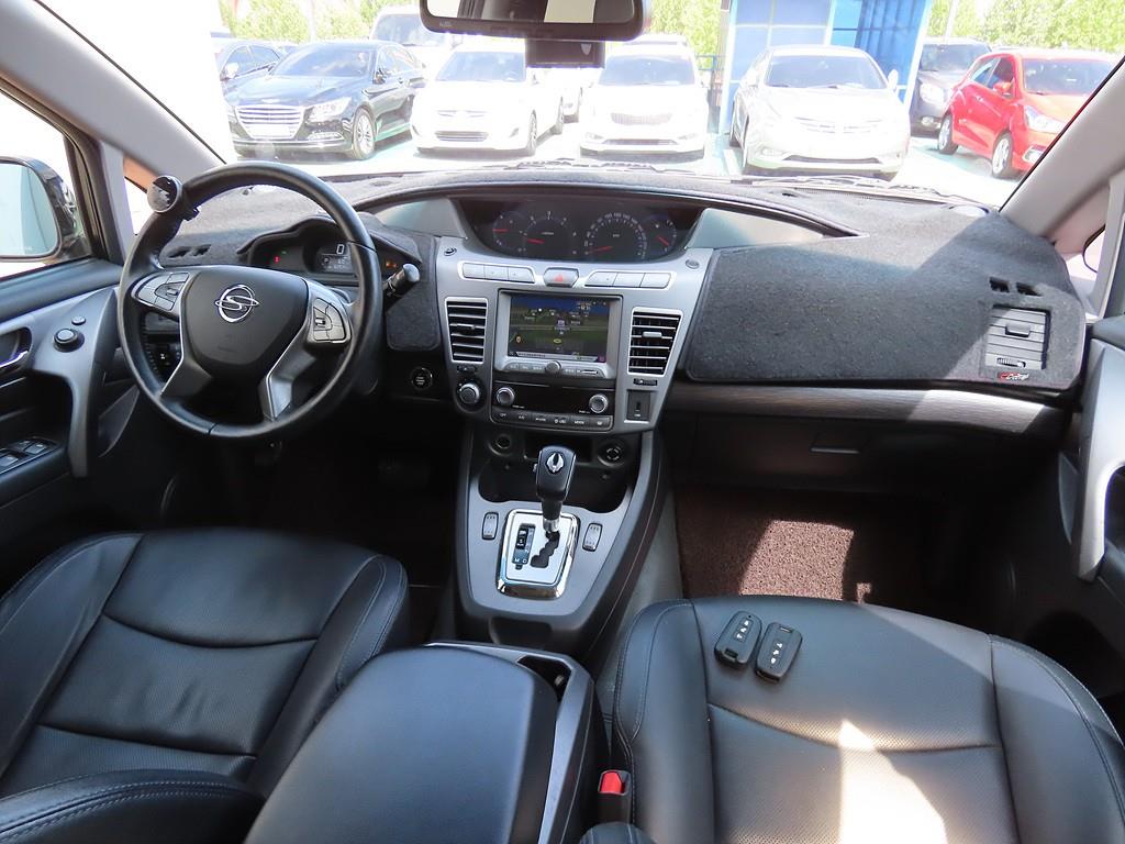 Ssangyong Korando - Vista 5