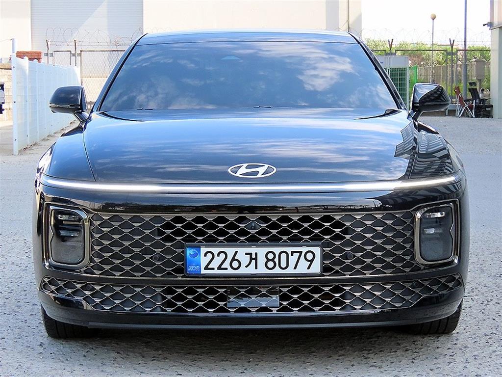 HYUNDAI Grandeur - Vista 2