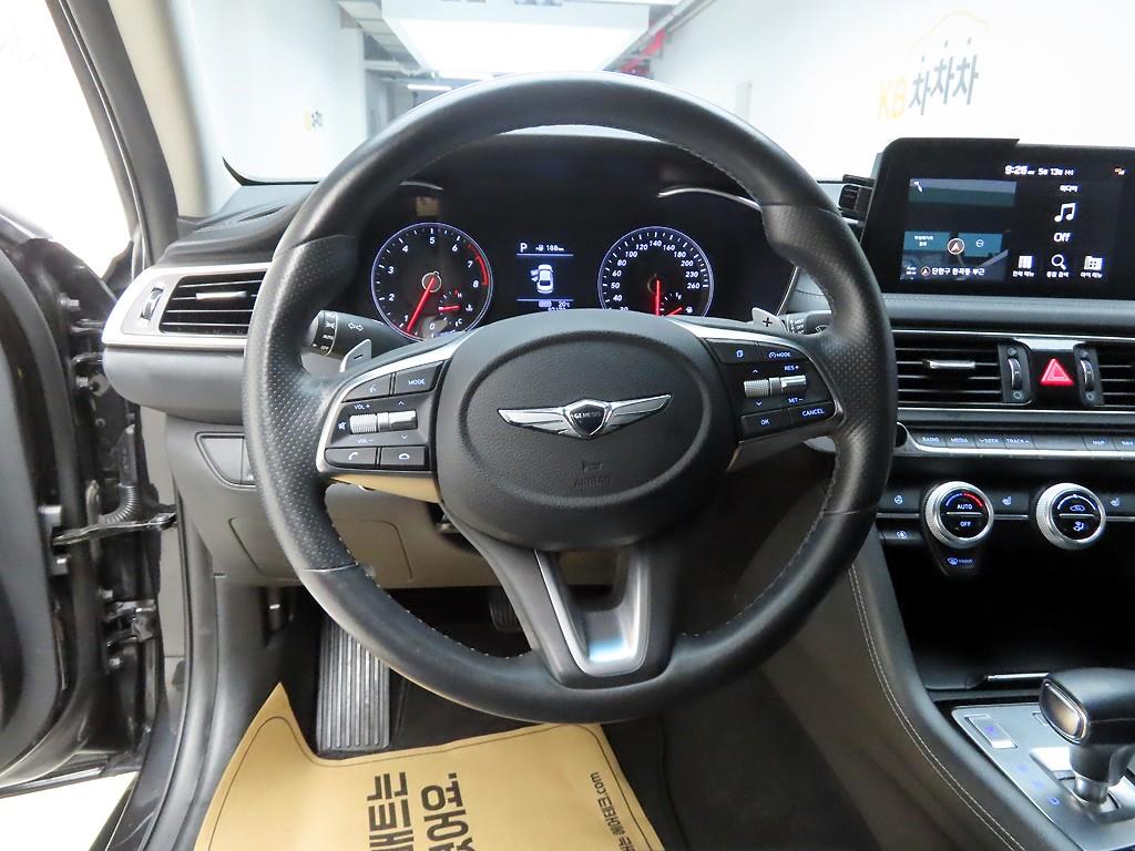 Genesis G70 - Vista 7