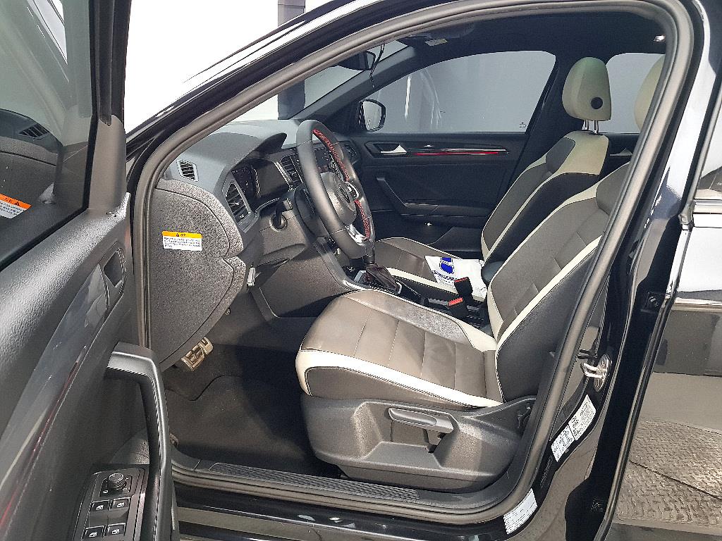 Volkswagen T-Roc - Vista 8