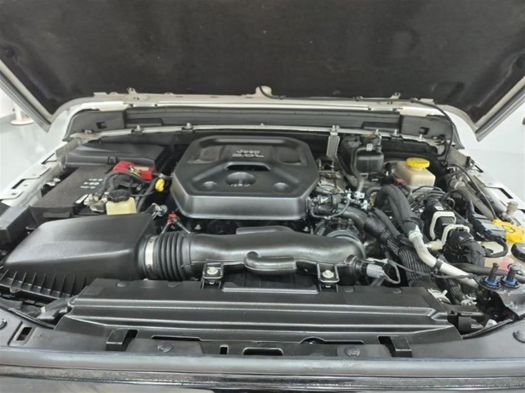 Jeep Wrangler - Vista 6