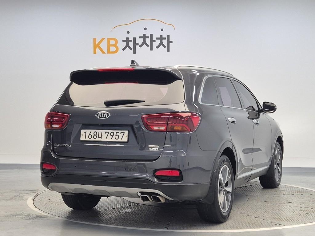 KIA Sorento - Vista 3