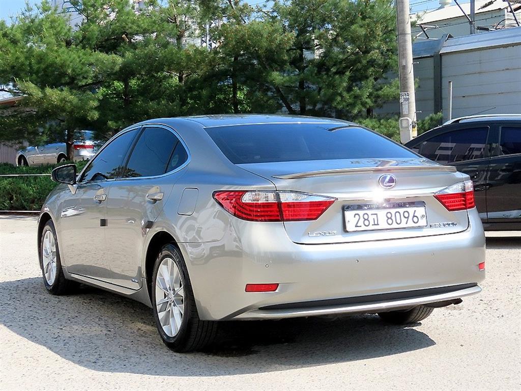 Lexus ES - Vista 3