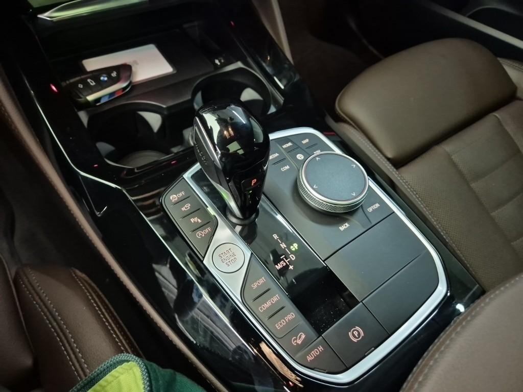 BMW X4 - Vista 8