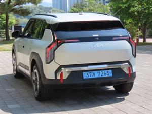 KIA EV3 - Vista 8