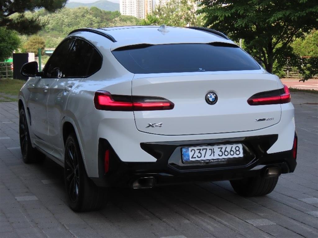 BMW X4 - Vista 7