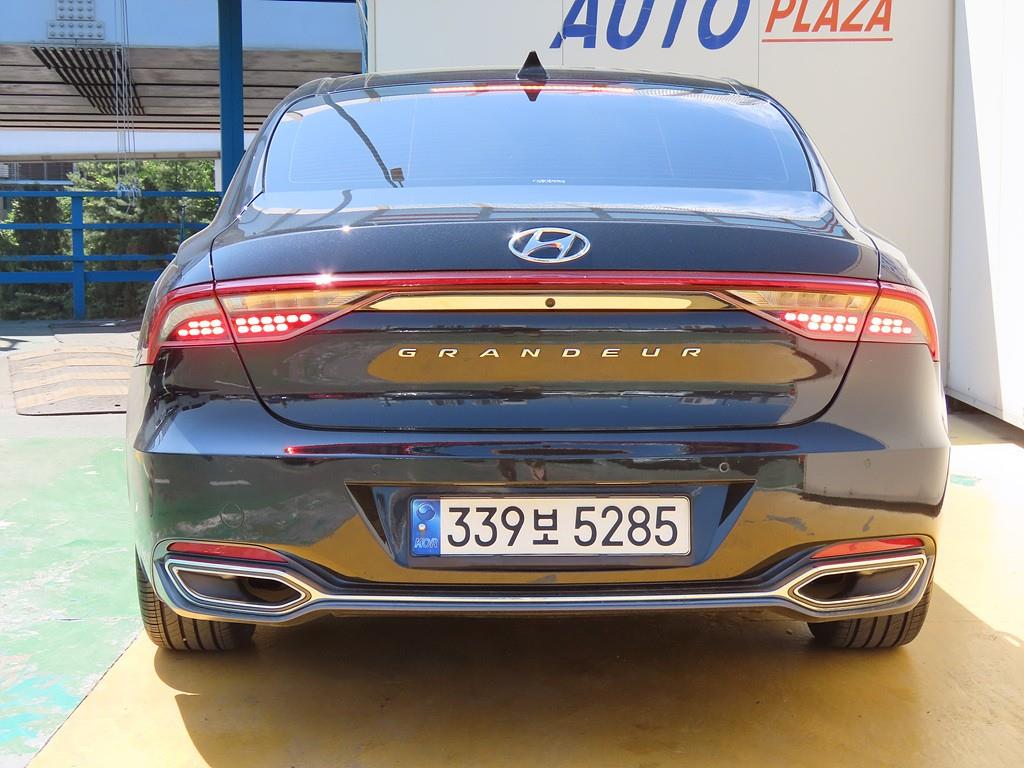 HYUNDAI Grandeur - Vista 4