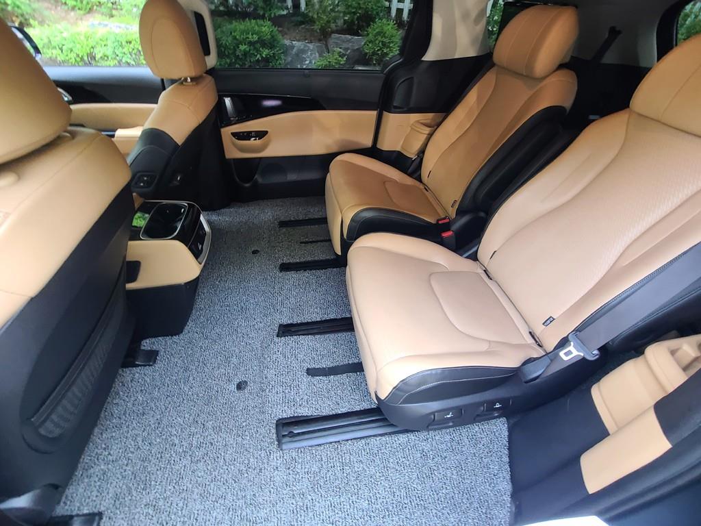 KIA Carnival - Vista 8
