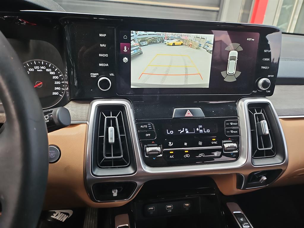 KIA Sorento - Vista 7