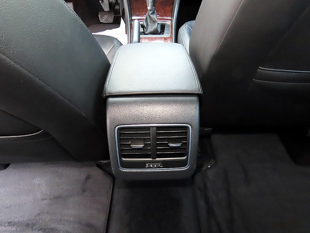Volkswagen Passat 2013 Plateado - Importación desde Corea - HF Imports Iquique - Foto 17