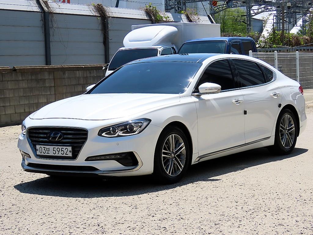 HYUNDAI Grandeur - Vista 2