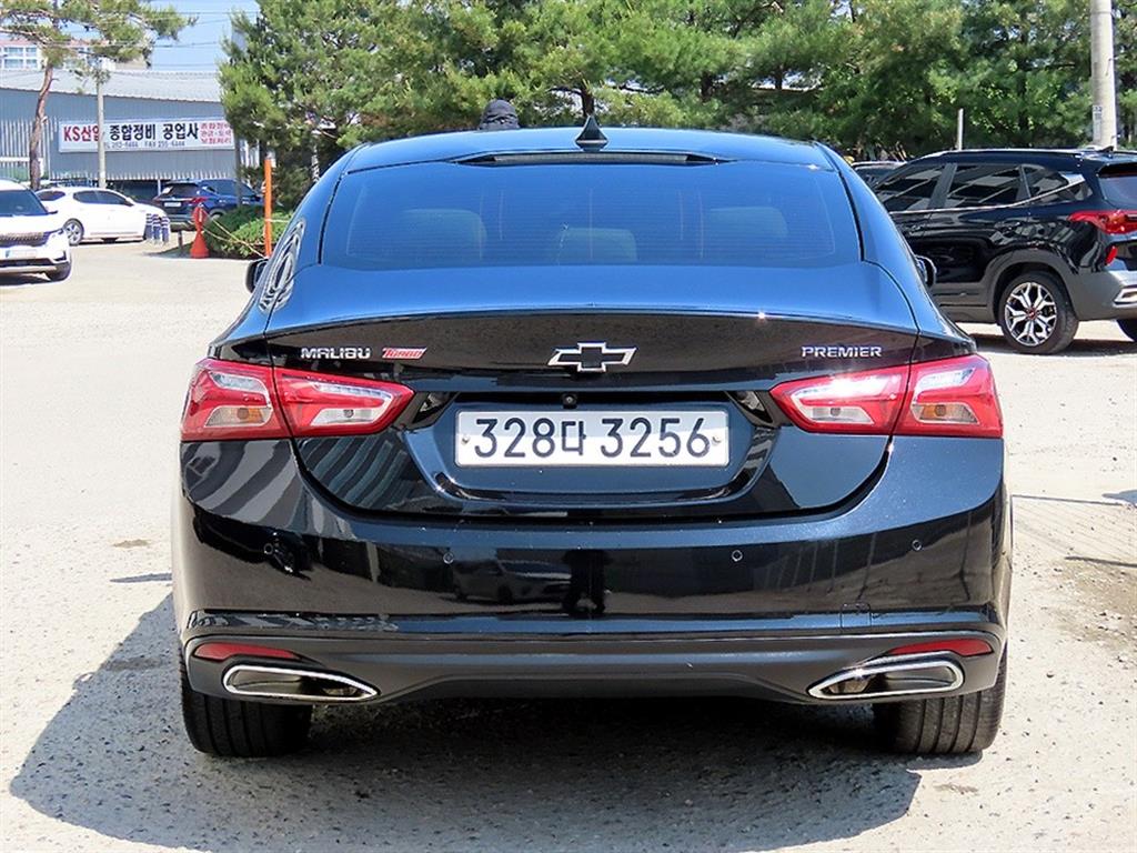Chevrolet Malibu - Vista 4