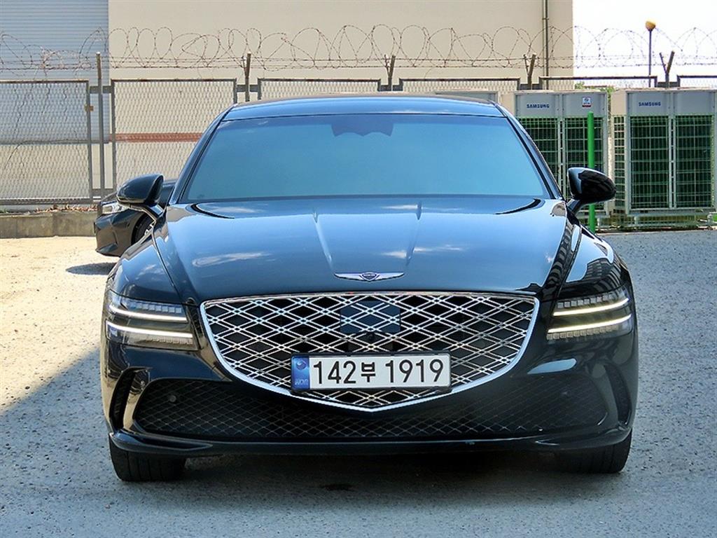 Genesis G80 2025 Negro - Importación desde Corea - HF Imports Iquique - Foto 1