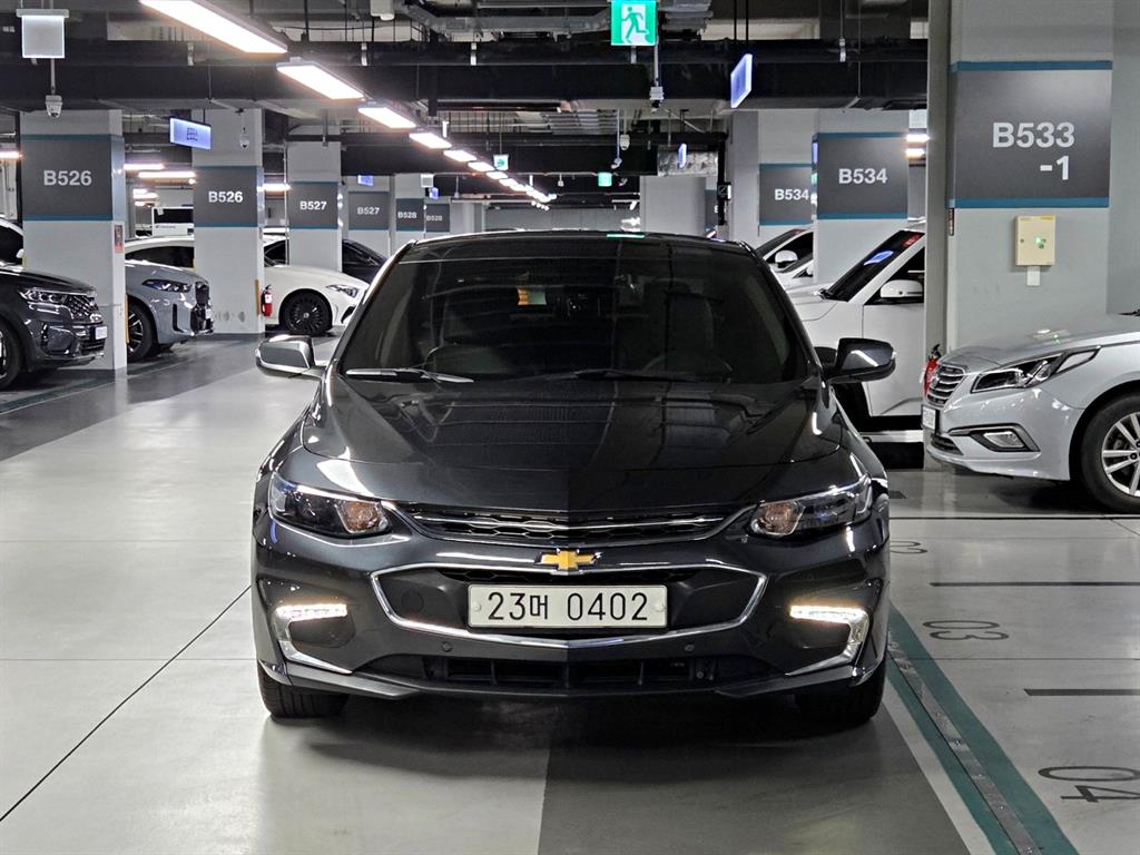 Chevrolet Malibu - Vista 3
