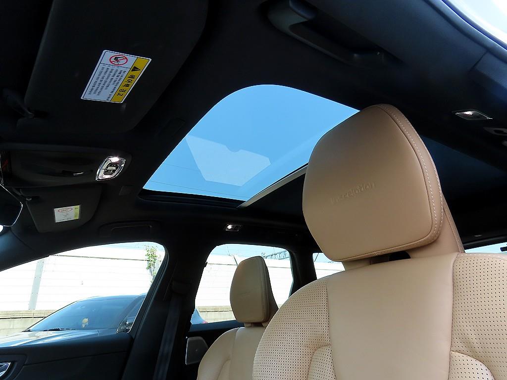 Volvo XC60 2019 Blanco - Importación desde Corea - HF Imports Iquique - Foto 16