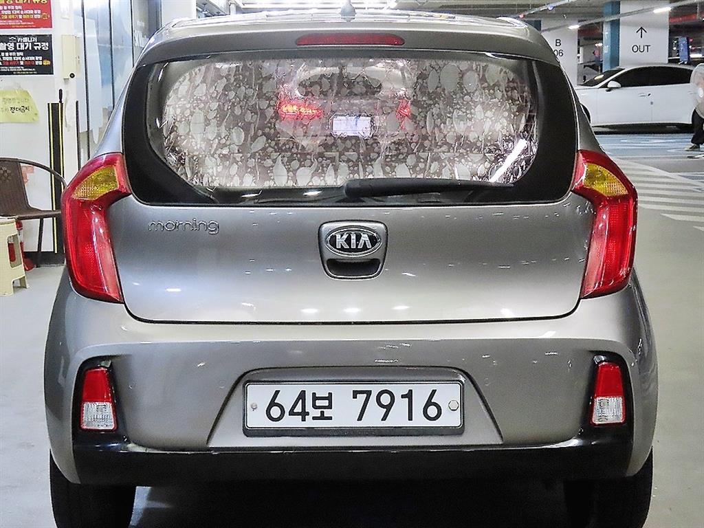 KIA Morning - Vista 5