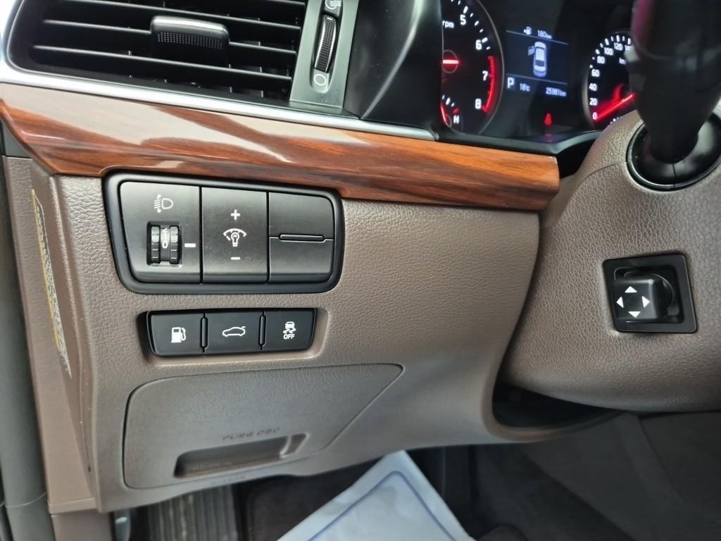 KIA K7 2016 Negro - Importación desde Corea - HF Imports Iquique - Foto 17