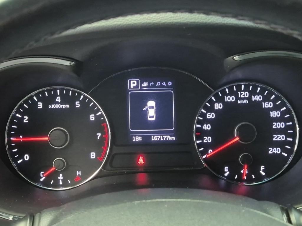 KIA K3 - Vista 6