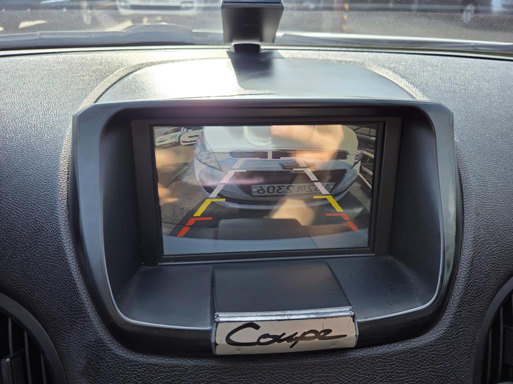 HYUNDAI Genesis - Vista 9