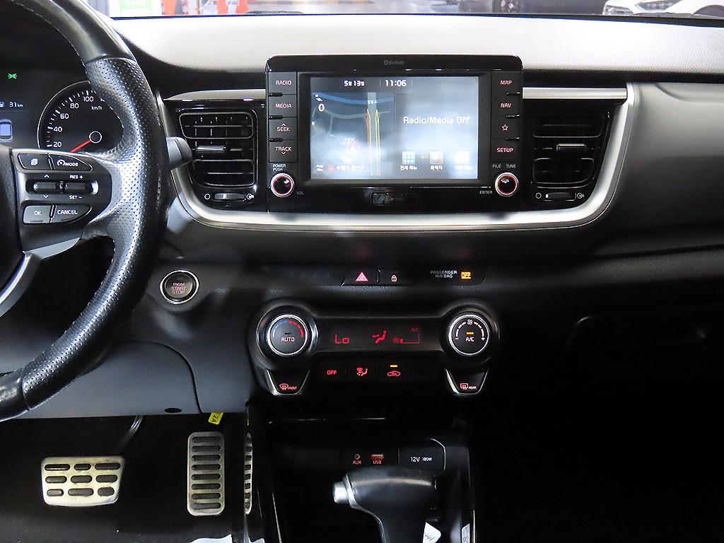 KIA Stonic - Vista 11