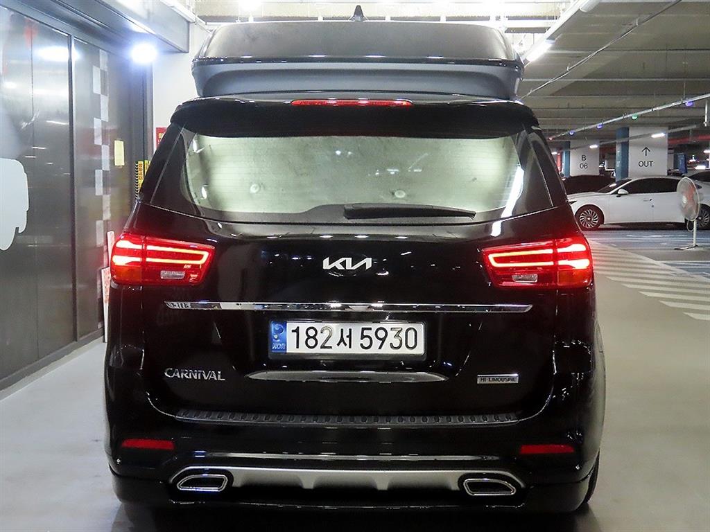KIA Carnival - Vista 5