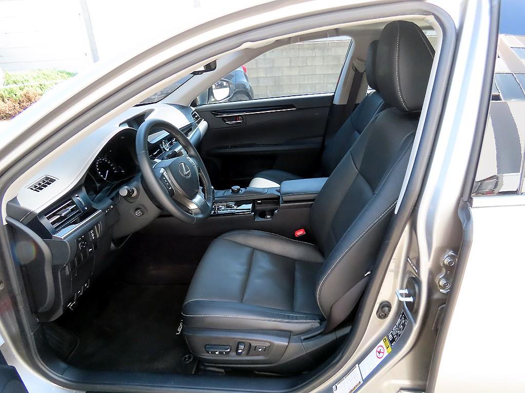 Lexus ES - Vista 5